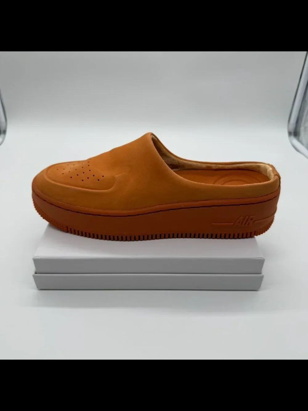 NIKE Air Force 1 Lover XX Shoe Women's Size 7.5 Orange